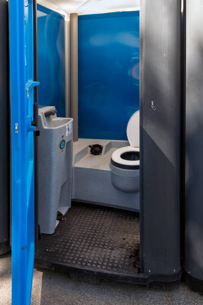Best Portable restroom trailer rental  in Rockford, MN